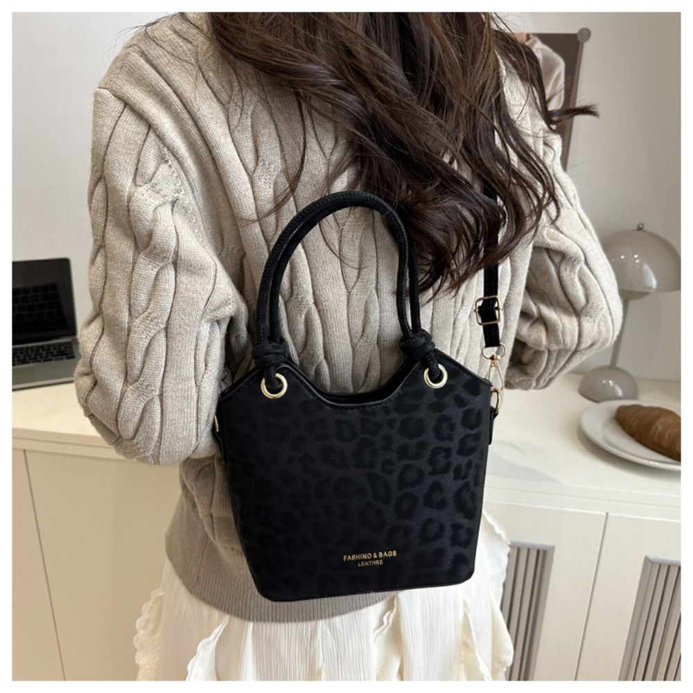 Przenośne torby na ramię typu  – Leather Backpack Vintage recenzja i cena