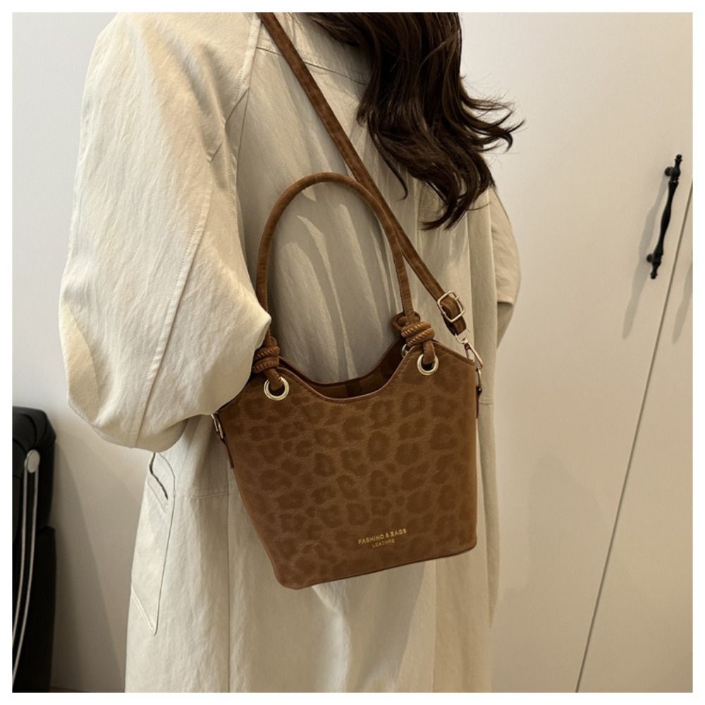 Przenośne torby na ramię typu  – Leather Backpack Vintage recenzja i cena