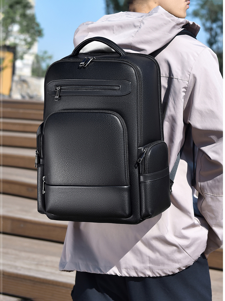 Męski plecak modowy ze skóry P – Laptop Backpack 15.6 recenzja i cena