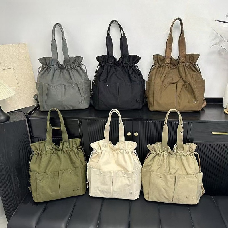 Torba na ramię z dużą pojemnoś – Drawstring Gym Bag recenzja i cena